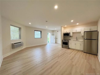 61 East Ave Unit 1, Norwalk, CT 06851