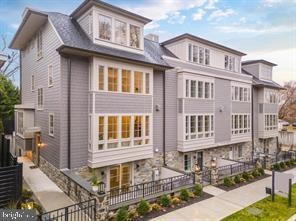 8217 Shawnee St, Philadelphia, PA 19118