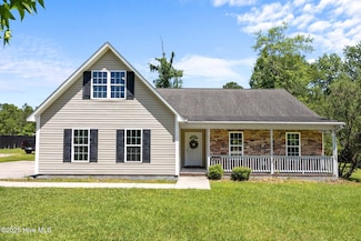 301 Haws Run Rd, Jacksonville, NC 28540
