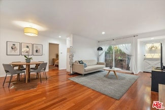 1327 Stanford St Unit 3, Santa Monica, CA 90404