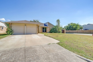 4429 Amherst Ln, Grand Prairie, TX 75052