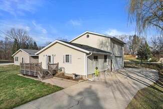 10990 N Hillside Rd, Edgerton, WI 53534