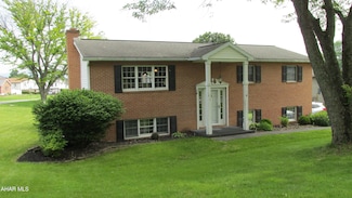 1012 Gray Ln, Duncansville, PA 16635