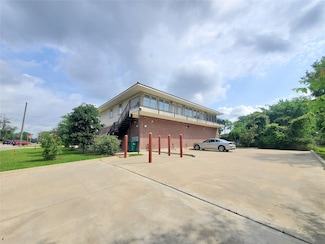 501 E Davis St Unit A, Conroe, TX 77301