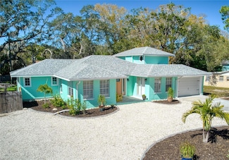 601 Betmor Ln, Palm Harbor, FL 34683