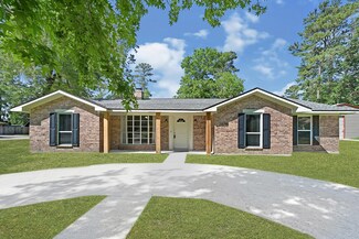 1903 Round Wind Trail, Crosby, TX 77532