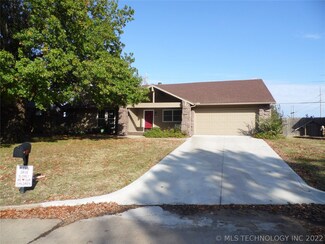 1404 W Indianola St, Broken Arrow, OK 74012