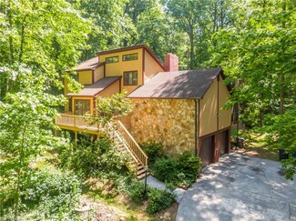 512 Ray West Dr, Kernersville, NC 27284