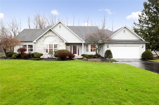 55 Chippenham Dr, Penfield, NY 14526