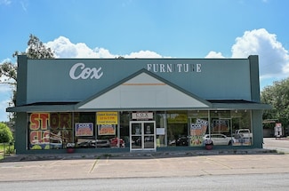 601 S Gordon St, Alvin, TX 77511