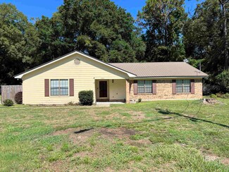 5959 Jonah Ct, Satsuma, AL 36572