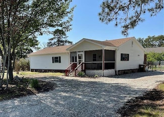 3143 Ridge Rd, Chincoteague Island, VA 23336