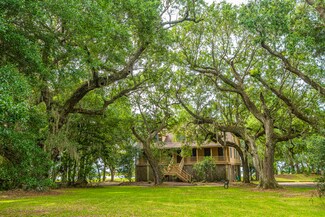 6118 Rudder Ln, Awendaw, SC 29429