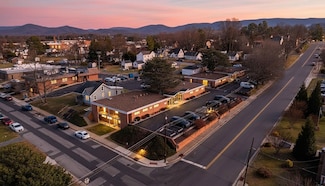 1305 13th St, Waynesboro, VA 22980