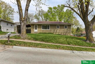 9506 Redman Ave, Omaha, NE 68134