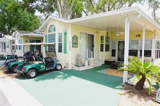 21040 Lazy Days Cir, Lutz, FL 33558