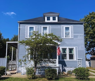 227 S 7th St, Vincennes, IN 47591