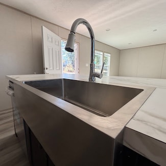 100 Wren Dr, Troy, AL 36079