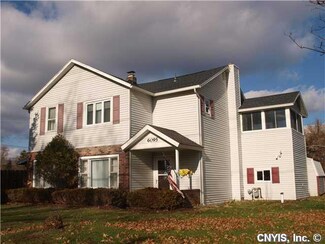 6095 Dodge Rd, La Fayette, NY 13084