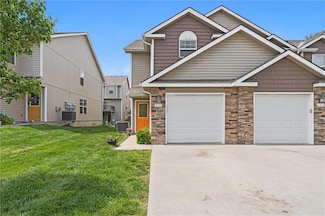 230 N Washington St, Raymore, MO 64083