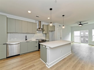 2500 Longview St Unit 518, Austin, TX 78705