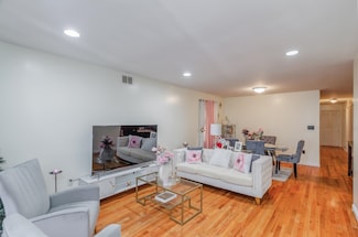 23 Long St Unit 1, Jersey City, NJ 07305