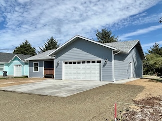 382 S Wynoochee Dr SW, Ocean Shores, WA 98569