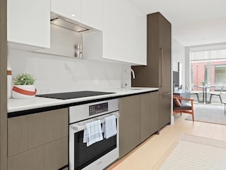 380 Harrison Ave Unit 1005, Boston, MA 02118
