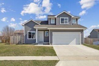 3325 Wolf Creek Rd SW, Bondurant, IA 50035