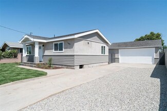 1465 W 184th St, Gardena, CA 90248