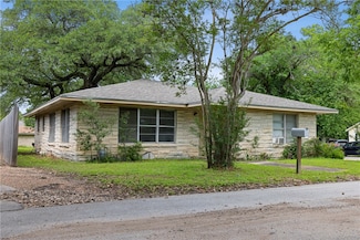 814 E 28th St, Bryan, TX 77803