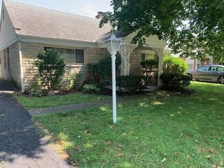 100 N Ashburton Rd, Columbus, OH 43213