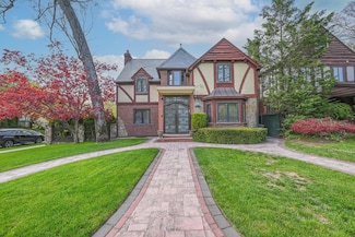 186-03 Chevy Chase St, Jamaica, NY 11432