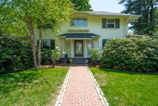 28 Percy Rd, Lexington, MA 02421