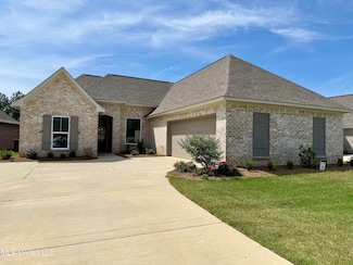 203 Wethersfield Dr, Florence, MS 39073