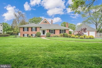 1419 Janneys Ln, Alexandria, VA 22302
