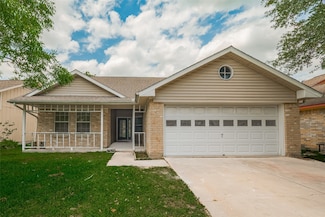 15934 Barbarossa Dr, Houston, TX 77083