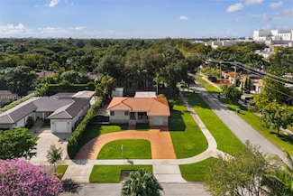 6040 SW 29th St, Miami, FL 33155