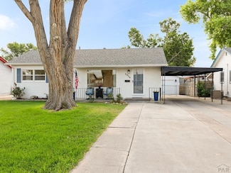 2024 Hollywood Dr, Pueblo, CO 81005