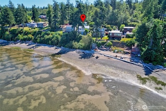 19904 Soundview Dr NW, Stanwood, WA 98292