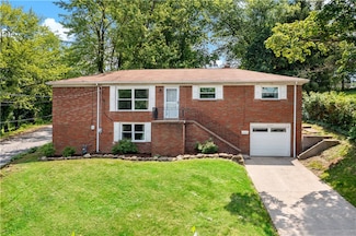 5240 Webb St, Aliquippa, PA 15001