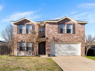 1036 Silver Spur Ln, Fort Worth, TX 76179
