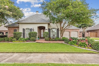215 Brahmwell Ct, Lafayette, LA 70508