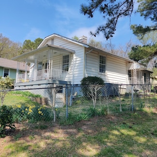 3951 Arkwright St, Lupton City, TN 37351