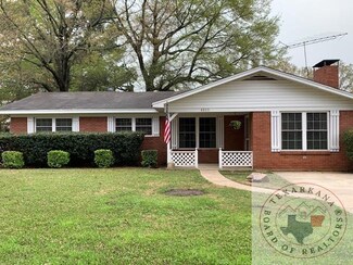 4803 Ridgeway Dr, Texarkana, AR 71854