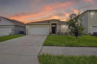 820 Sun Burst Rd, Winter Haven, FL 33880