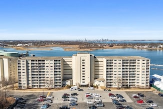 200 Cove Way Unit 614, Quincy, MA 02169