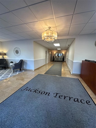 101 Jackson Ave Unit 3M, Mineola, NY 11501