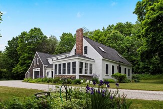 2126 Ohio St, Bangor, ME 04401