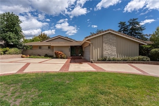 1960 Liliano Dr, Sierra Madre, CA 91024